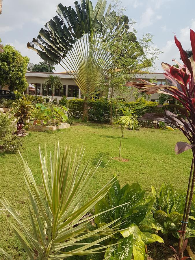 Sweet Garden Hotel Kumasi Exterior photo