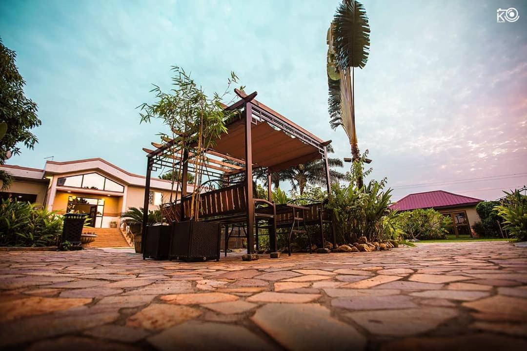 Sweet Garden Hotel Kumasi Exterior photo