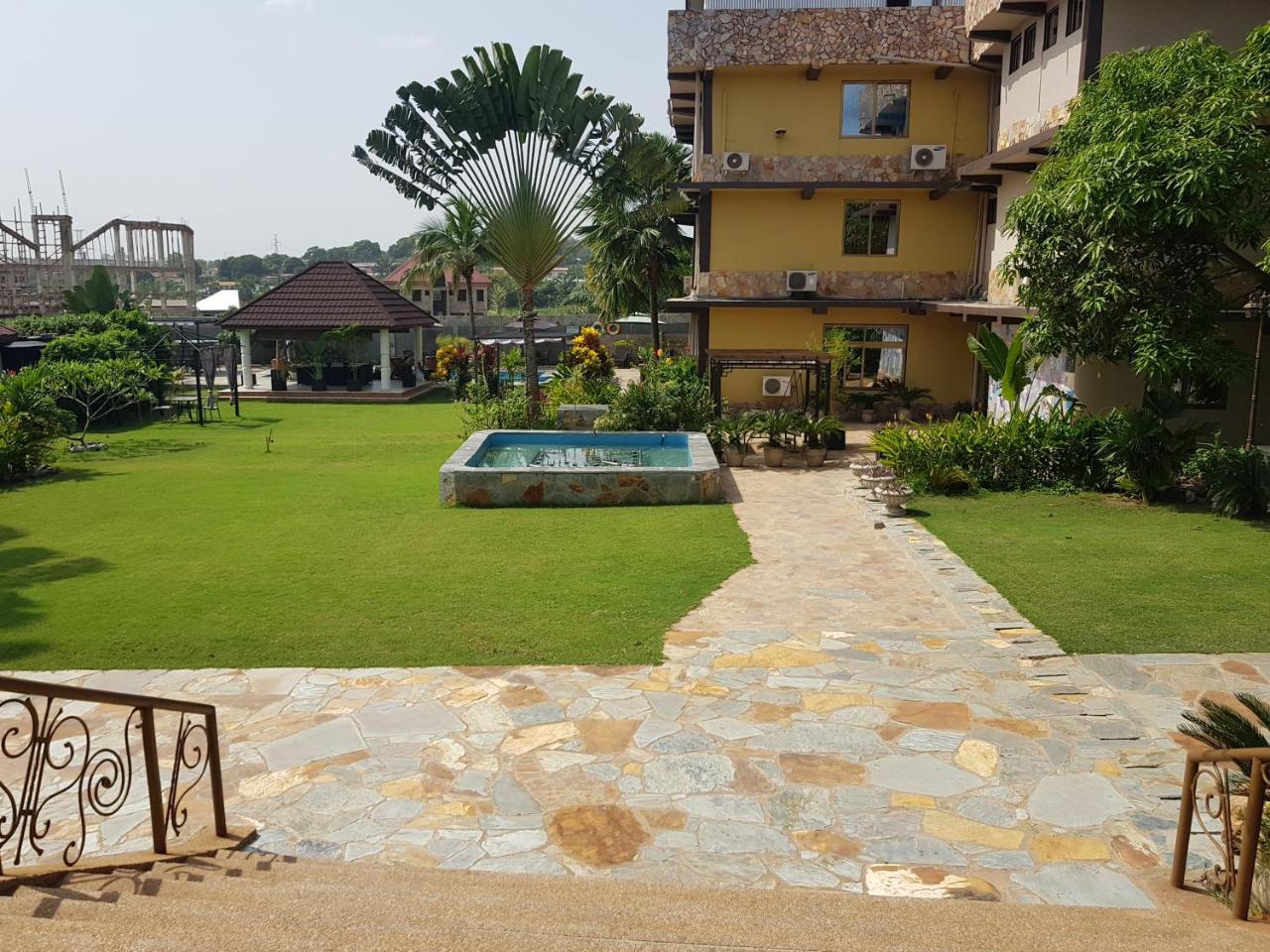 Sweet Garden Hotel Kumasi Exterior photo